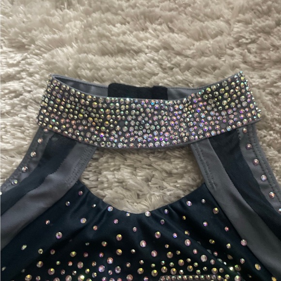 Rebel athletic cheerleading uniform - Picture 5 of 7